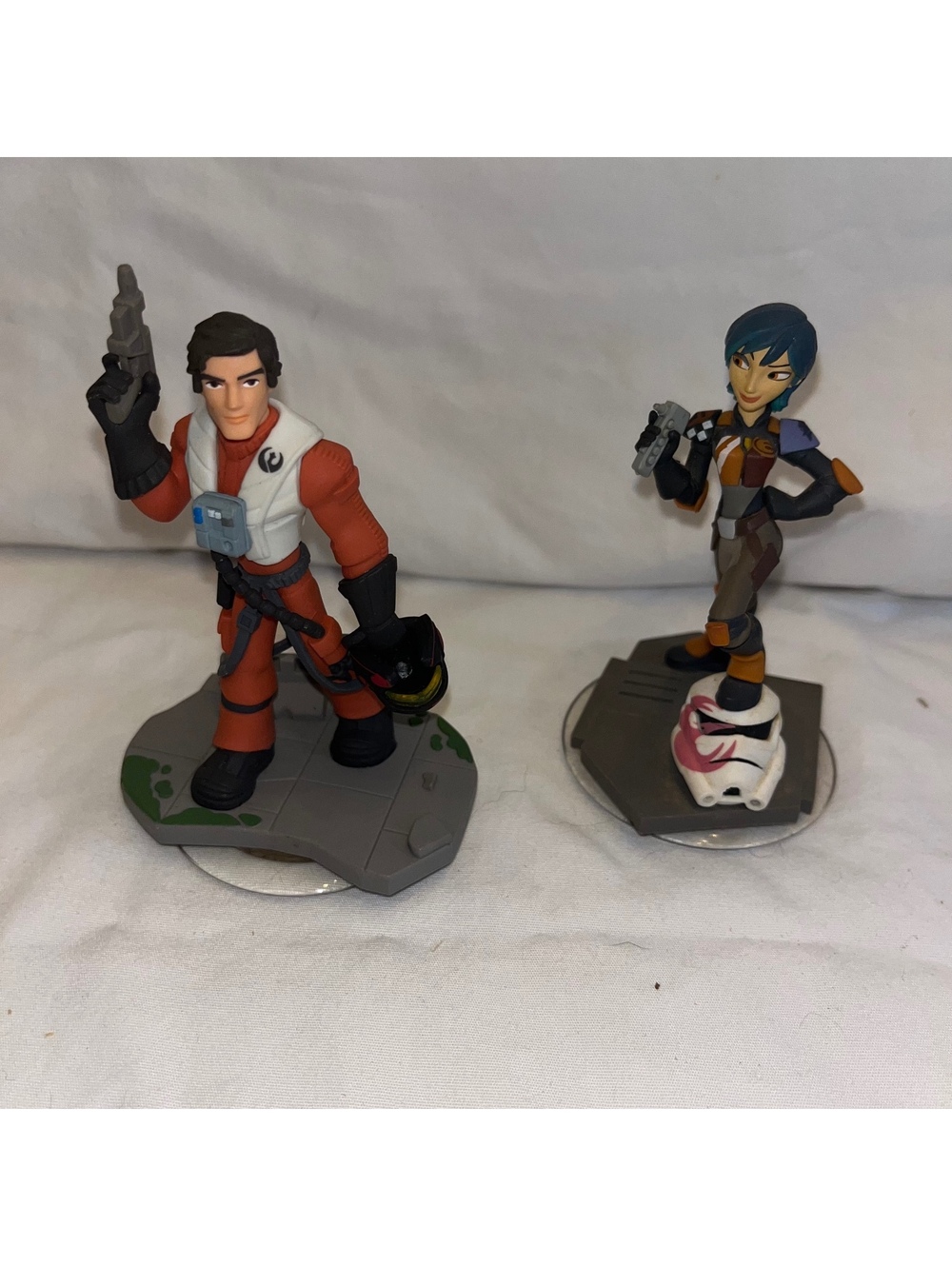 Lot of Disney Infinity 3.0 Star Wars Figures - Sabine Wren & Poe Dameron